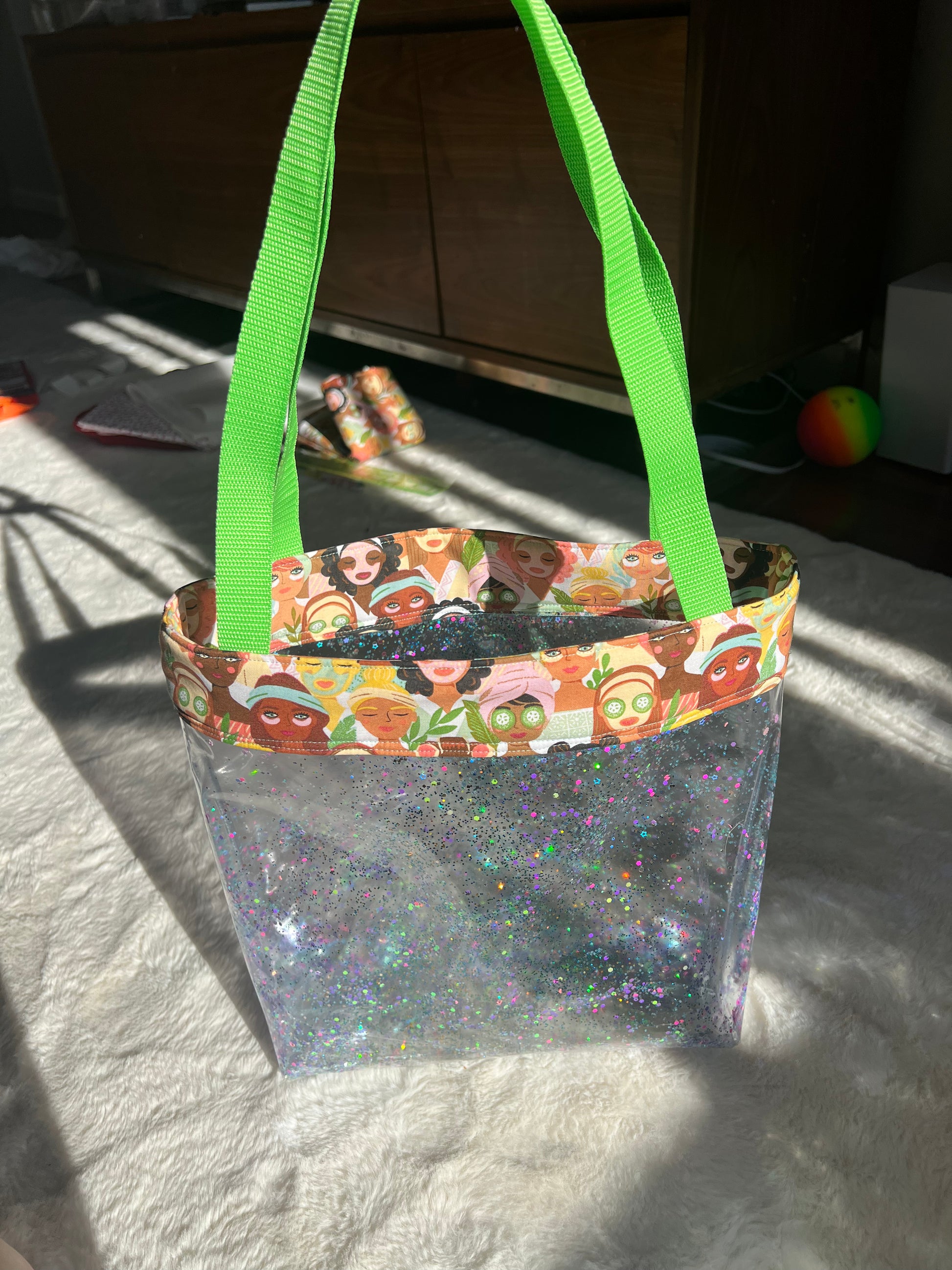 Transparent top vinyl bag